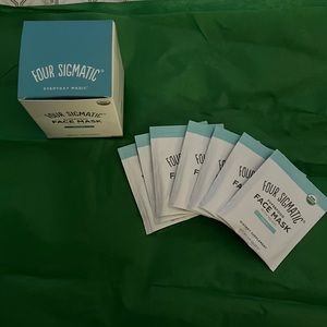 Four Sigmatic Superfood Face Masks with Reishi purifying.  7 masks.